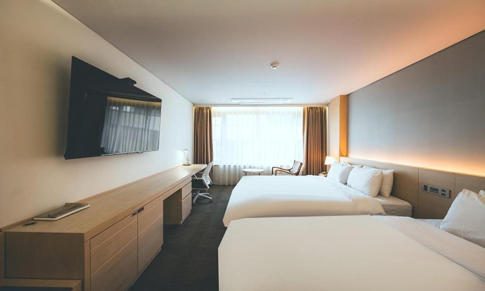Wonju City Hotel Hyeoksin Exterior photo